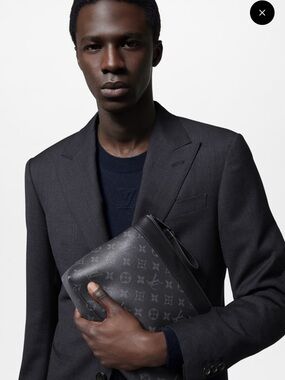 Louis Vuitton Pochette Voyage Souple